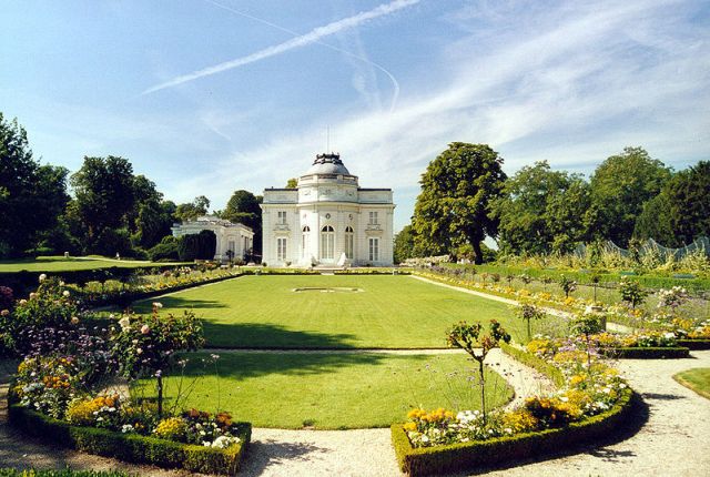 Багатель (Parc de Bagatelle)