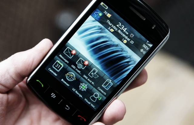 Новое поколение смартфонов BlackBerry Storm